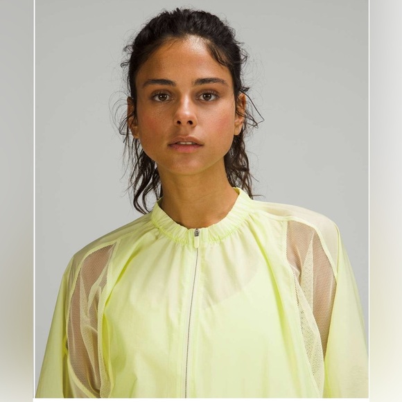 Lululemon With The Breeze Jacket (pink) - Picture 12 of 13